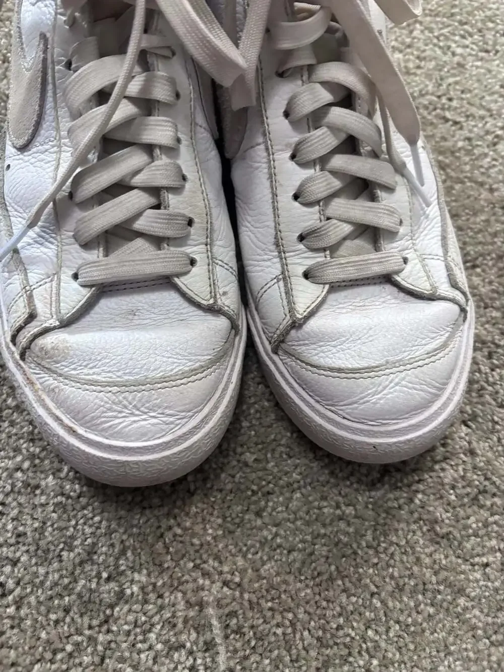 Nike blazer mid